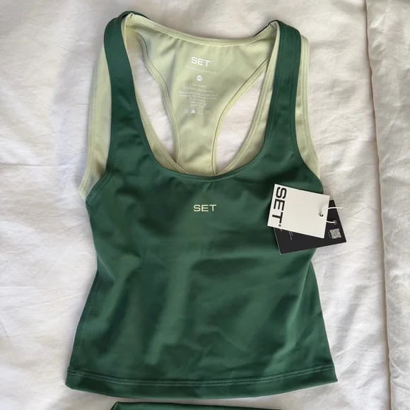 NWT SET Active Club Set - lawn - Picture 3 of 8